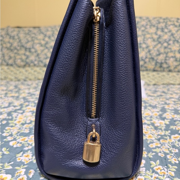 Coach - Brooke Carryall - Elegant Navy Blue Leather Handbag